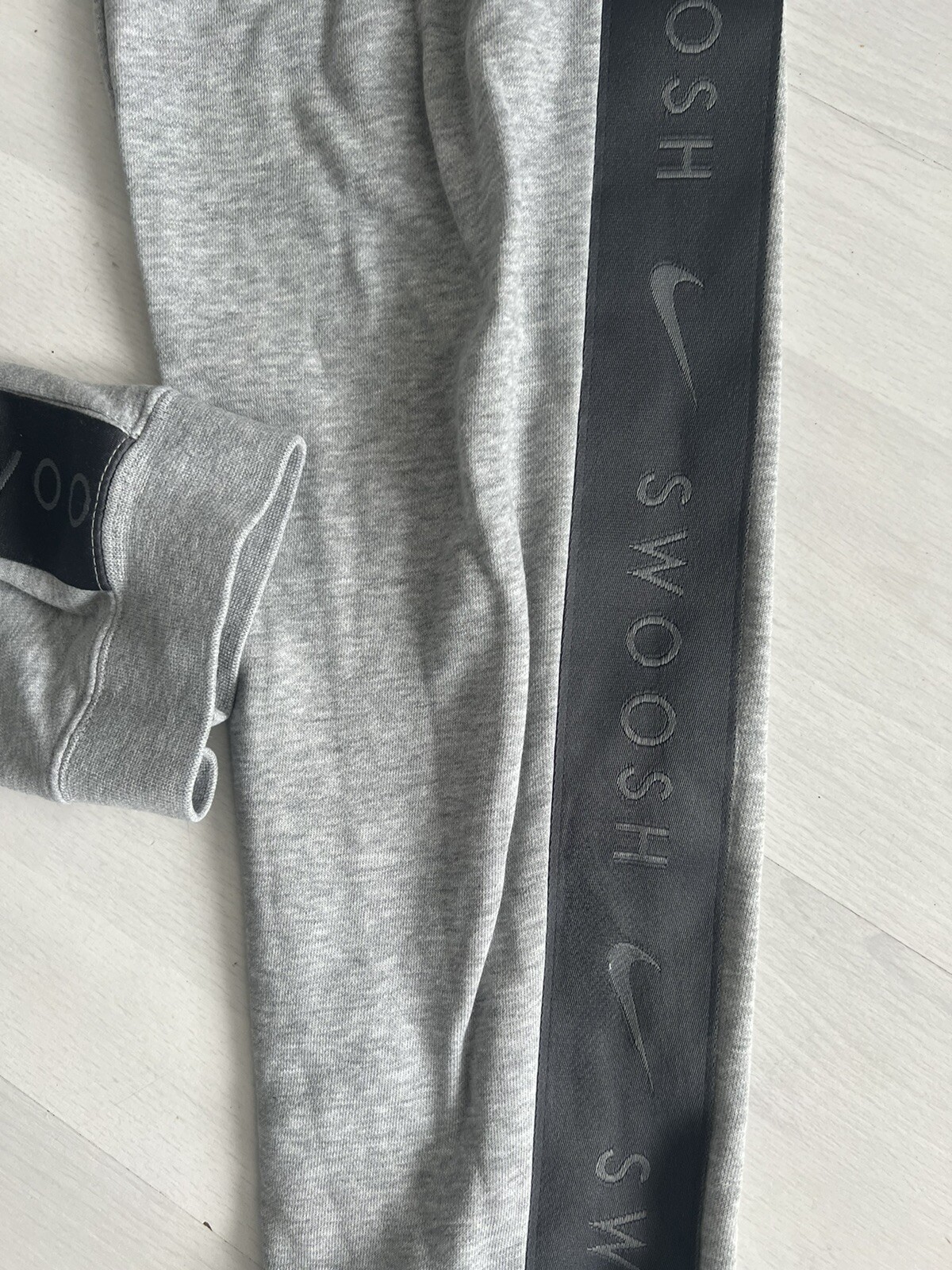 Boys Nike Swoosh Grey Tracksuit Age 1315yrs eBay