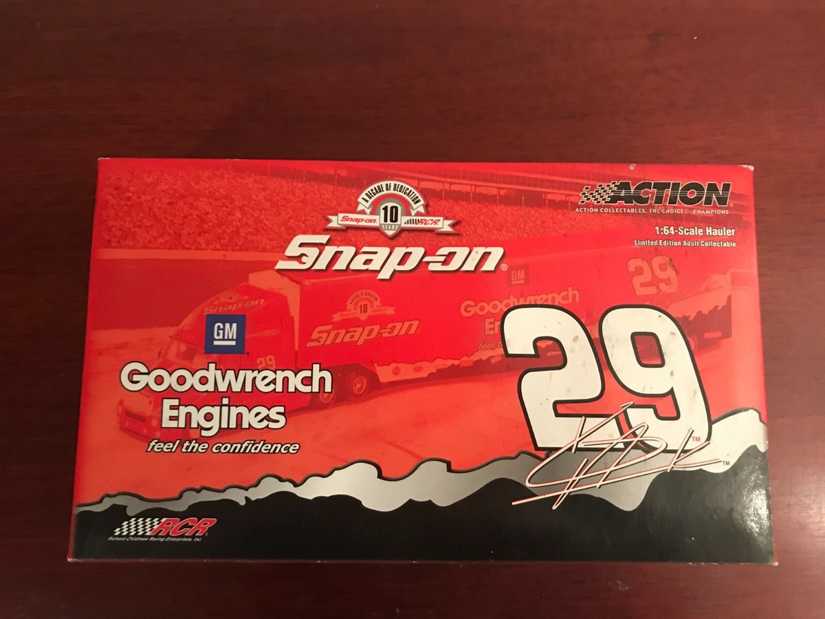 Snap on Goodwrench Engines, 1:64 Scale Hauler, Action Snap on Goodwrench Engines, 1:64 Scale Hauler, Action