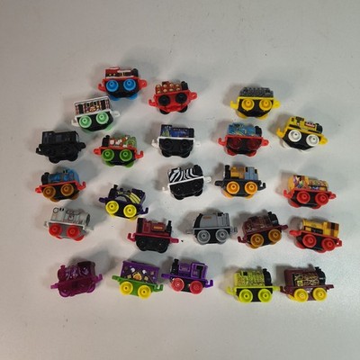 Thomas & Friends Minis Konvolut 24 Züge Mattel Gullane Restposten