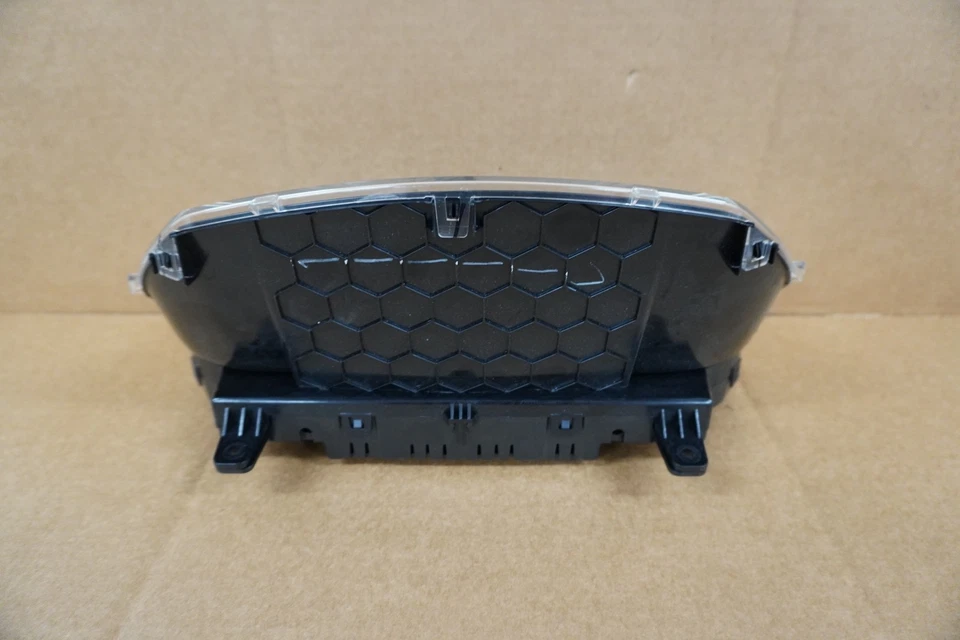 GMC Yukon Denali 2015 cabezal de instrumento velocímetro medidor panel fabricante de equipos originales 78.657 millas Foto 4 de 4