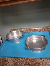 Set Of 2 Guardian Service Cast Aluminum Round Pot Pan No Lids