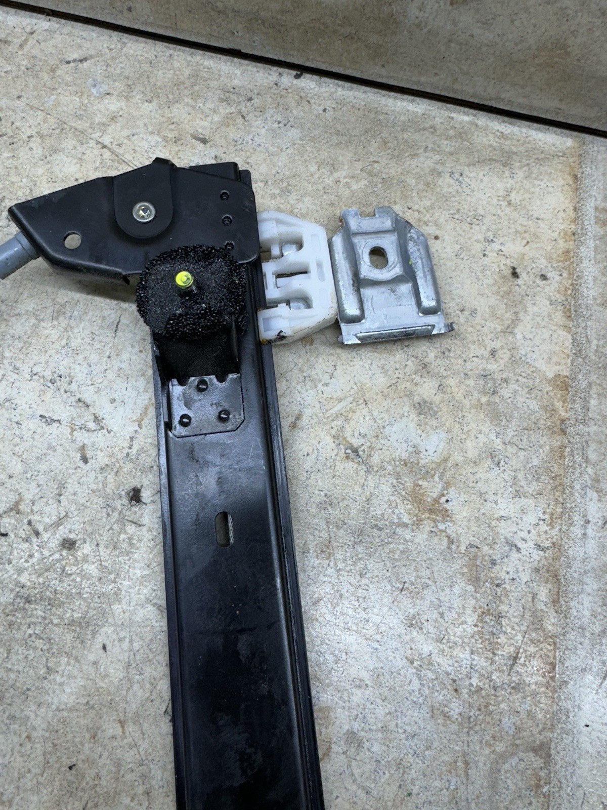 03-13 Maserati Quattroporte M139 PASS RIGHT REAR Window Regulator Motor 15K OEM