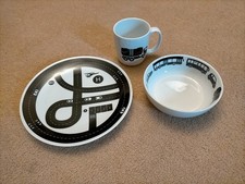 H&M Dziecięcy 3-częściowy zestaw obiadowy Fabrycznie nowy z metką - Talerz, miska i kubek - oryginalne opakowanie