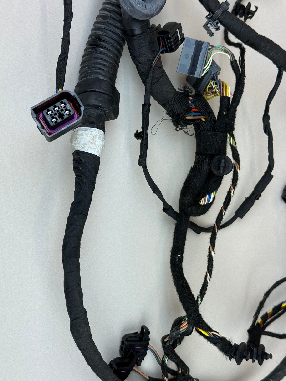 McLaren 570S 2016-2021 RIGHT Wiring harness P/N 13MA110CP