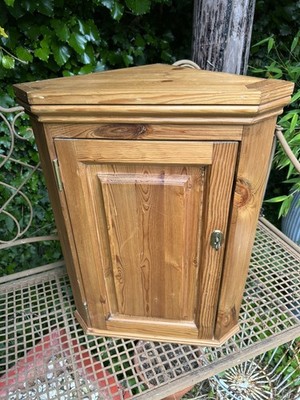 Vintage Massivholz gewachste Kiefer Wand kleiner Eckschrank Aufbewahrungsschrank 1-türig