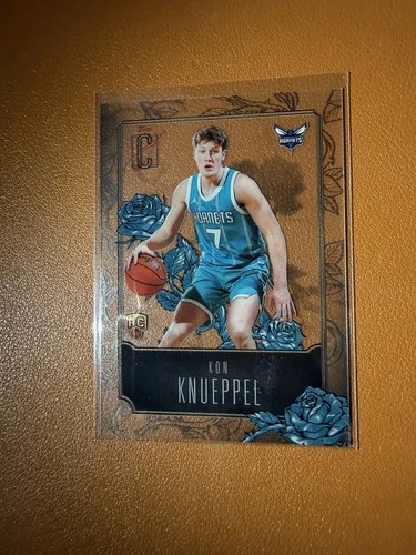 2025 Topps Signature Kon Knueppel Base (RAW)