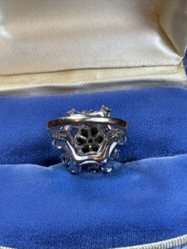 14K White Gold Cluster 19 CZ Stone Ring Size 5 - Picture 3 of 5