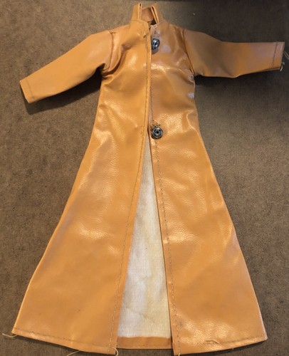 Vintage BARBIE ~ Clone Doll Camel Tan ~ Trench Coat pleather - Picture 3 of 3