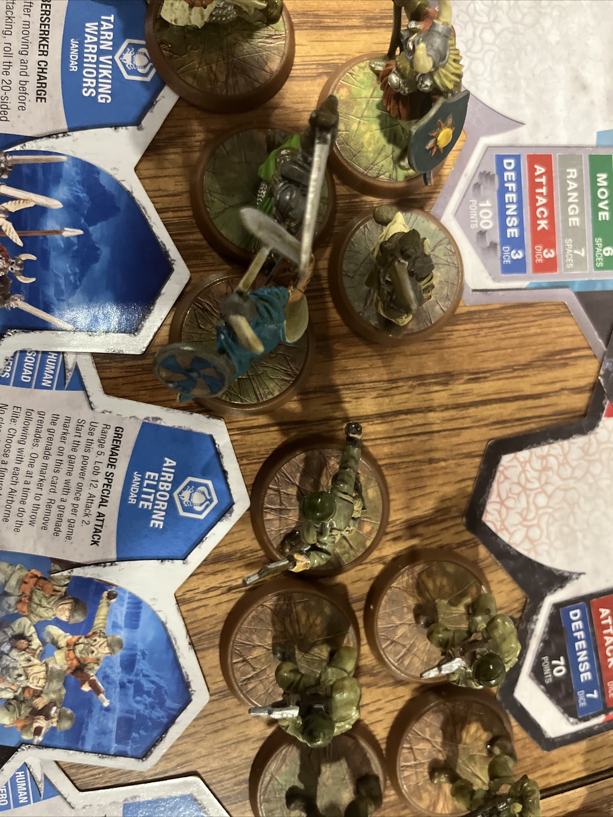 Heroscape Lot 50 Figures 18 Heroes Hasbro Raelin Krug Brunak 8000 9000