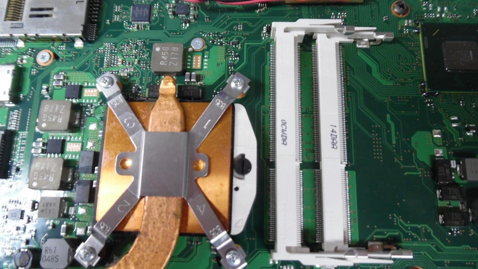 Genuine Toshiba Tecra R850-S8520 - i5-2520M 2.5GHz Motherboard * Tested - Image 4 of 4