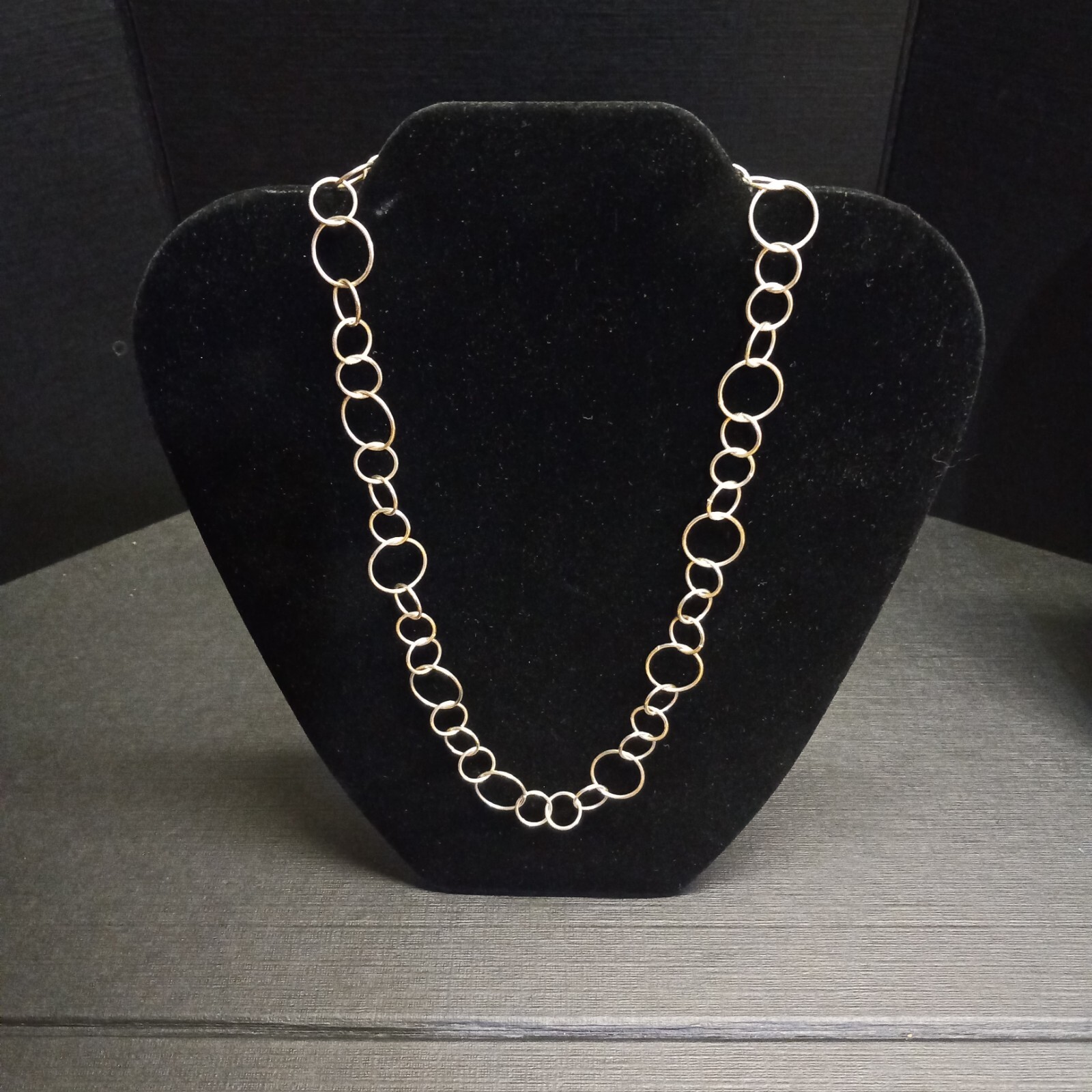 Sterling silver loop circle link necklace - image 5