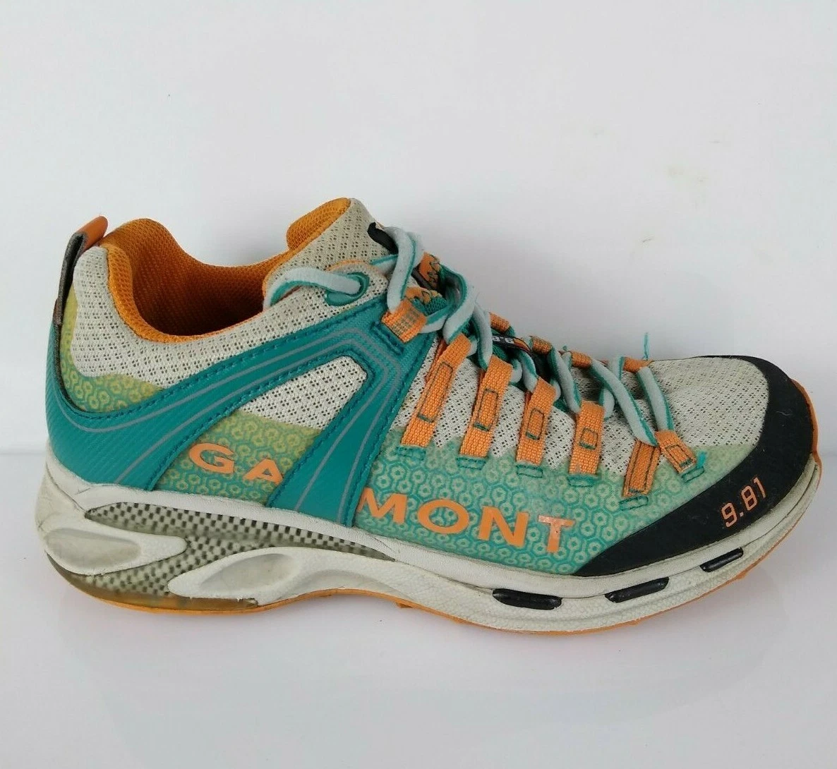 Garmont 9.81 speed iii hiking best sale shoes