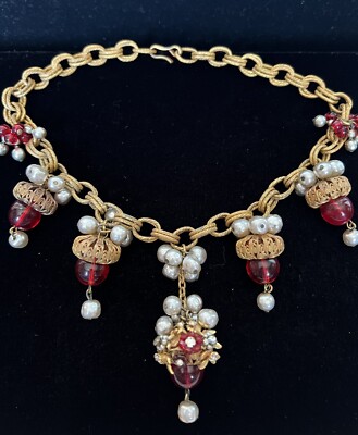 VINTAGE UNSIGNED MIRIAM HASKELL NECKLACE DRIPPY FAUX PEARLS AND RED GLASS BEADS 