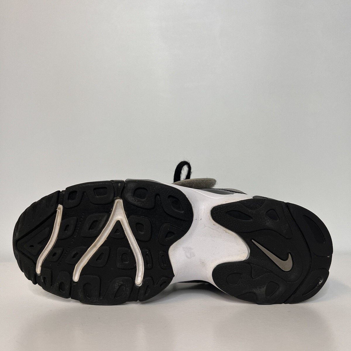 靴 NIKE/AIR MISSION Nike Air Mission Retro (GS) 630911-009 Metallic Silver Shoes