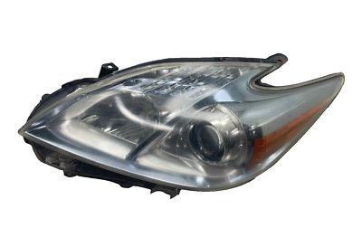 2011 Toyota Prius OEM Driver Left Headlight Lamp Halogen LH 8118547220 2010 11