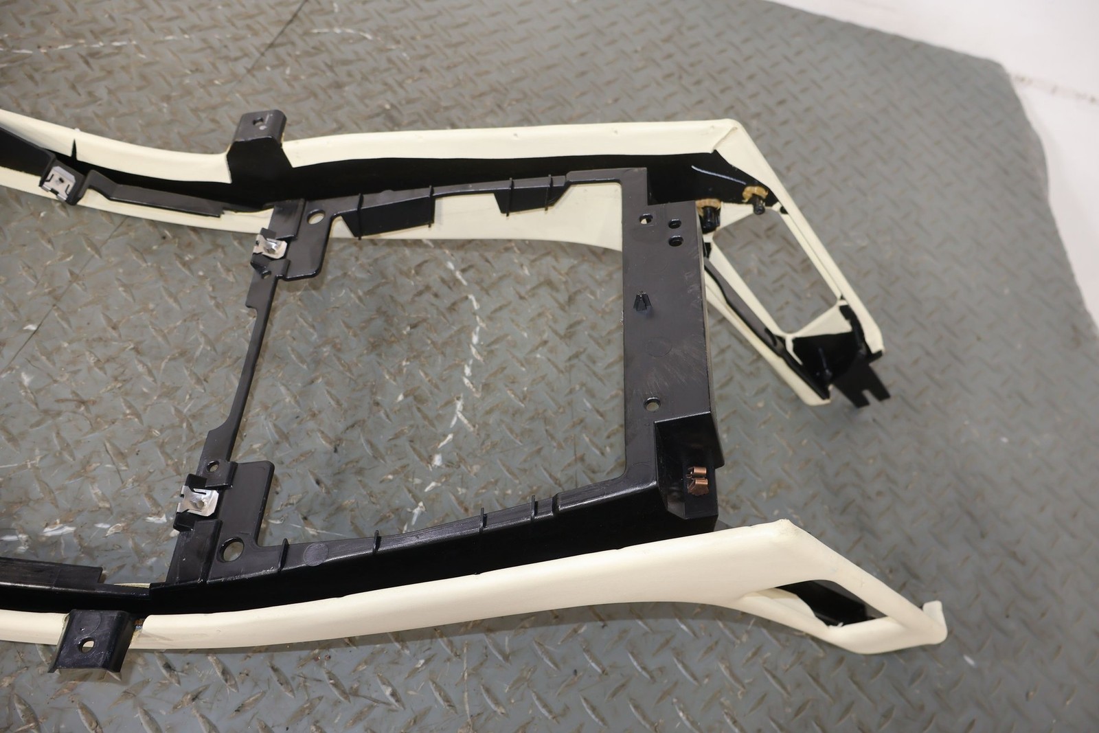 09 Aston Martin V8 Vantage Center Dash Trim Base (Cream Truffle Leather)