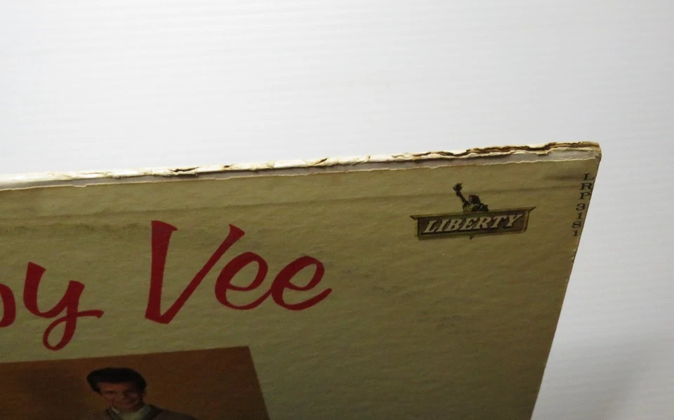 BOBBY VEE SELF TITLED (VG) LRP-3181 LP VINYL RECORD - Image 2 of 4