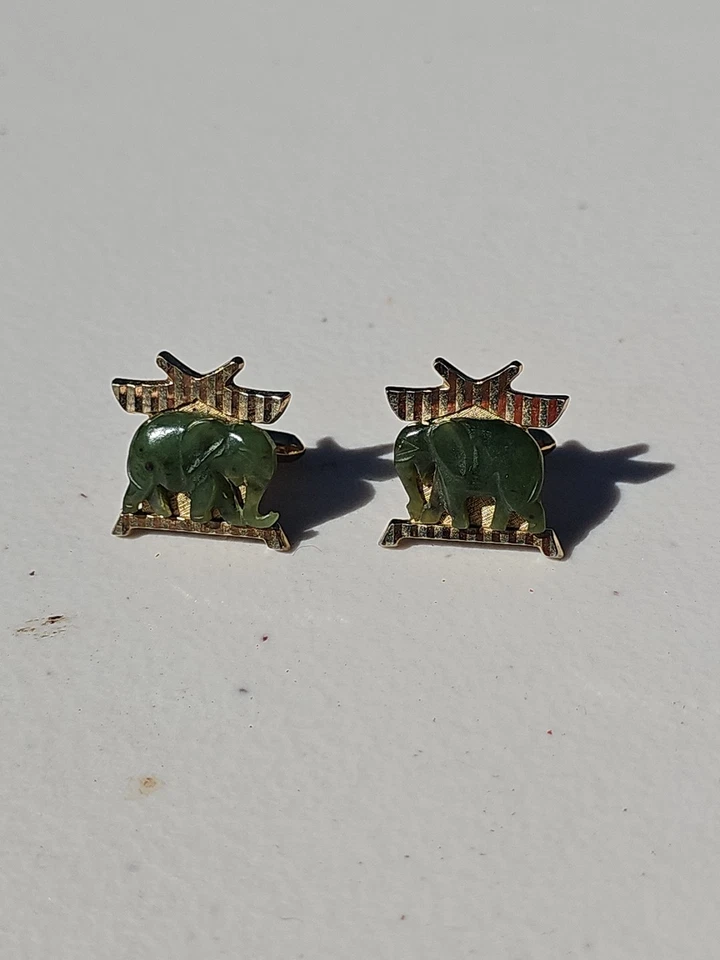 Juego De Gemelos De Colección SWANK Grand Prix Jade Elephant Foto 4 de 4