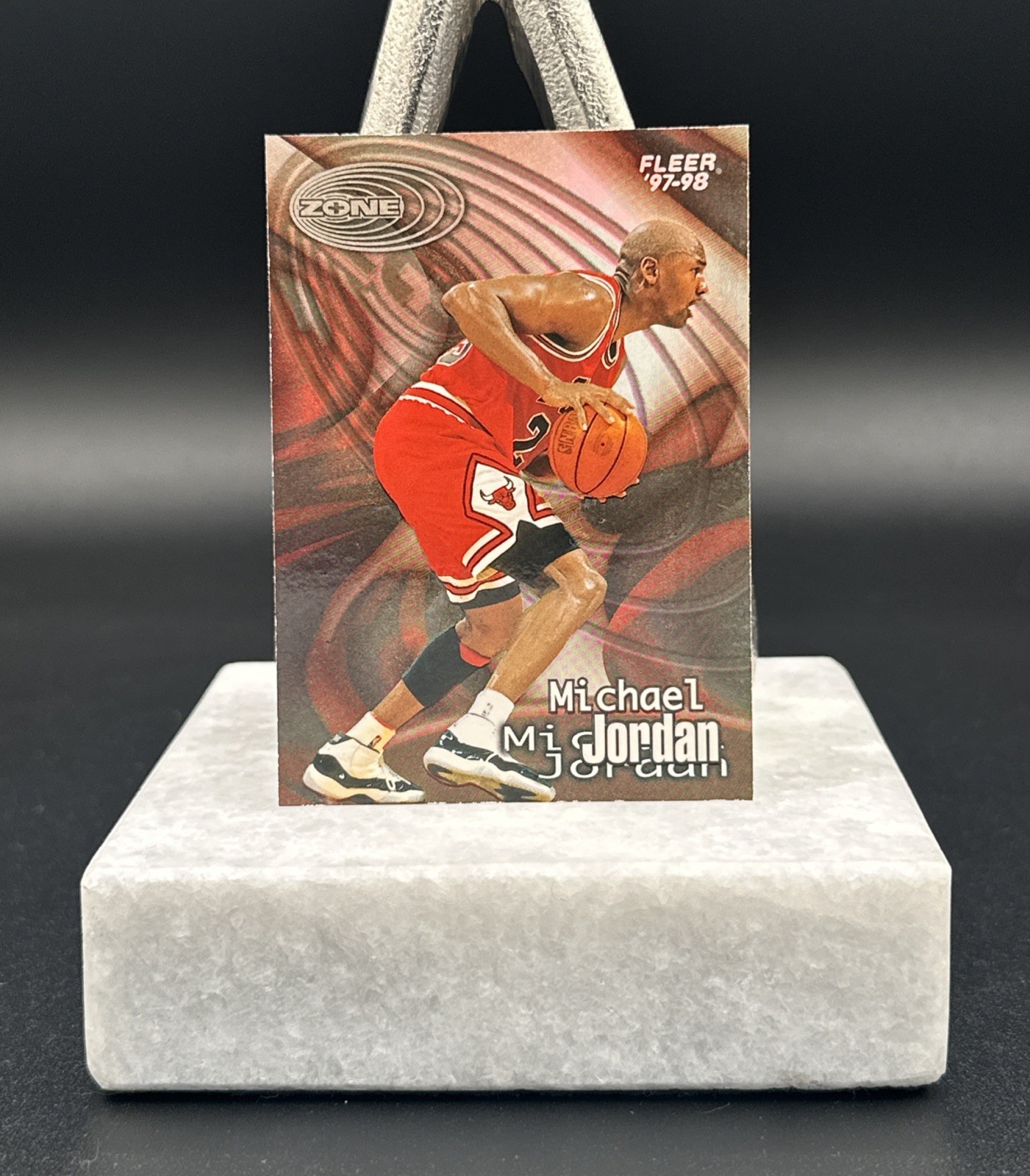 Michael Jordan 1997-98 Fleer Zone O-Zone Insert 10 Out Of 15 Chicago Bulls NBA