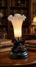 Dale Tiffany Style Hummingbird Lamp 9  Tall With Pink Glass Globe Perfect cond.
