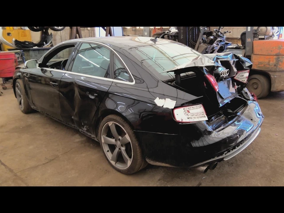 S4 AUDI   2012 Fuel Filler Neck 6737779 Foto 4 de 4