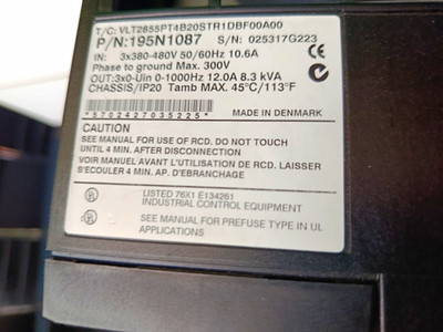 Danfoss VLT 2800 Frequenzumrichter VLT2855PT4B20STR1DBF00A00 380-480V