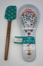 The Pioneer Woman Breezy Blossom Melamine Spoon Rest and Silicone Spatula Set