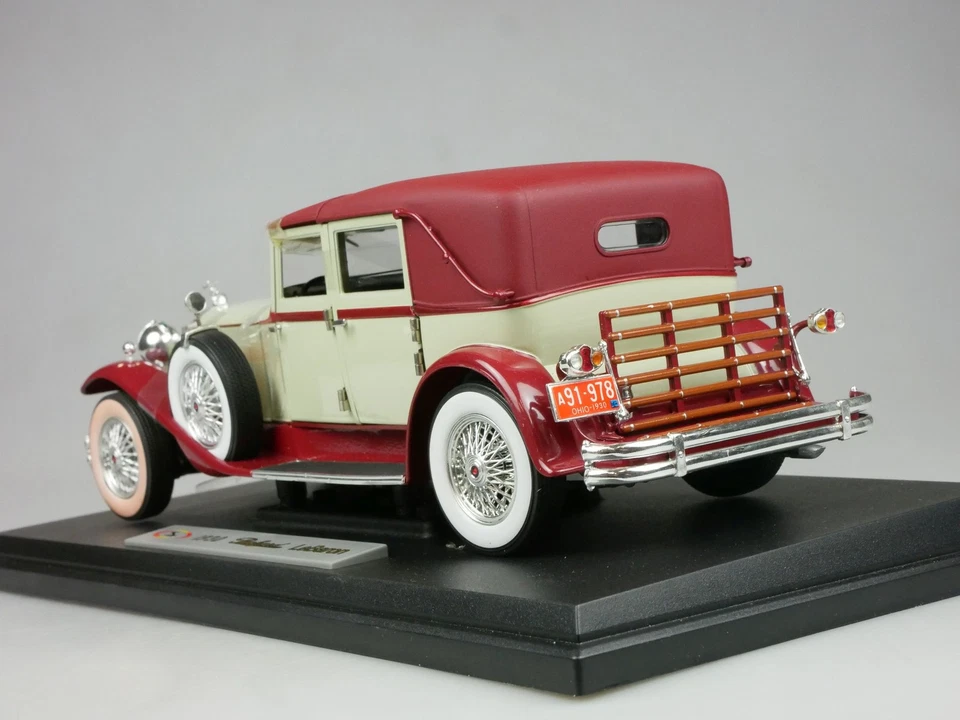 Signature Models 1/18 1930 Packard LeBaron 18115 diecast Box 132314 - Bild 3 von 4
