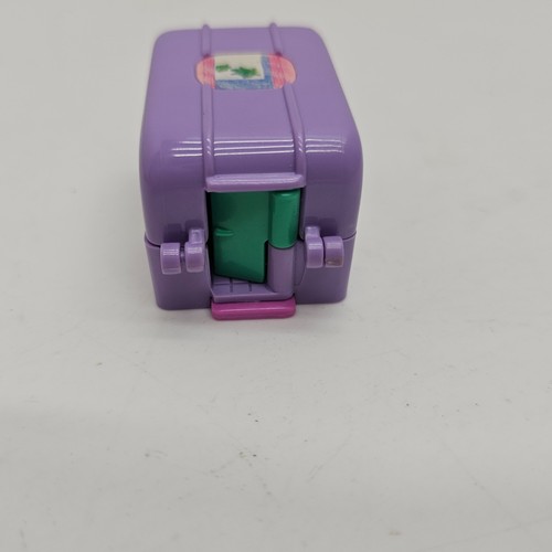 Bluebird Polly Pocket Pet Surgery On The Go cámper remolque Jeep figura de colección 1996 - Imagen 10 de 13