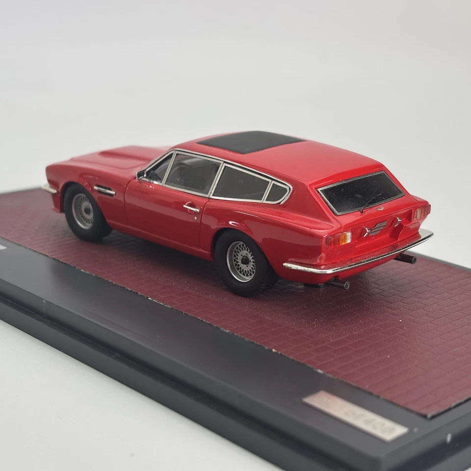 Matrix 1/43 Aston Martin V8 shooting Brake Red Resin Car Model - Image 4 of 4