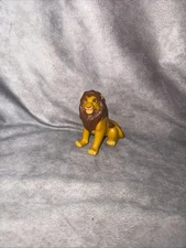 Vintage The Lion King Adult Simba Sitting PVC Figure Disney 1994 Mattel EUC