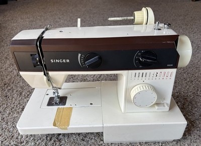 VTG Singer 5528 Sewing Machine (Metal, Heavy Duty, Free Arm, Zigzag)