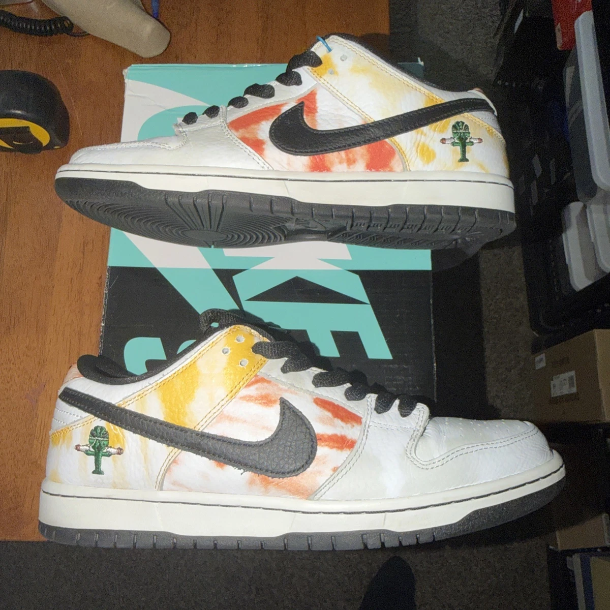 Size 9.5 - Nike Dunk SB 2019 Low Tie Dye Rayguns Brand New Nike SB Dunk Low “Raygun Tie-Dye Black” Size 9.5  main image 4