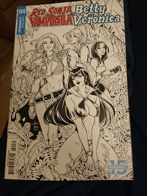 RED SONJA VAMPIRELLA BETTY VERONICA #4 1:20 BRAGA B&W VARIANT NM