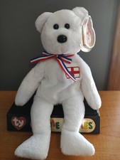 England Ty Retired Beanie Baby Teddy Bear - Released as an Exclusive to England