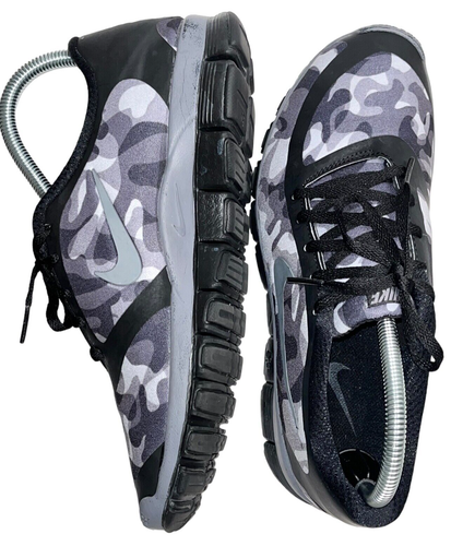 NIKE FREE 5.0 V4 WOMEN 8.5 BLACK GRAY CAMO RUNNING LACE SNEAKERS PREOWN PRIORITY - Picture 3 of 5
