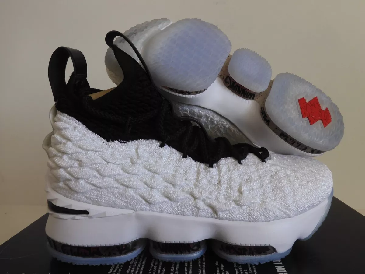 Lebron 15 size 4.5 top