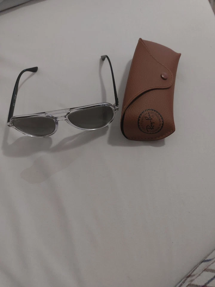 lunettes de soleil marque RAY BAN - Photo 2/3