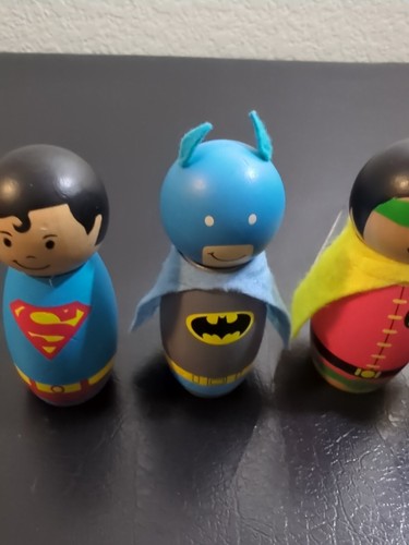 Pottery Barn Kids DC Wood Figurine Set of 4 Superman, Batman, Robin, and Joker - Picture 3 of 6