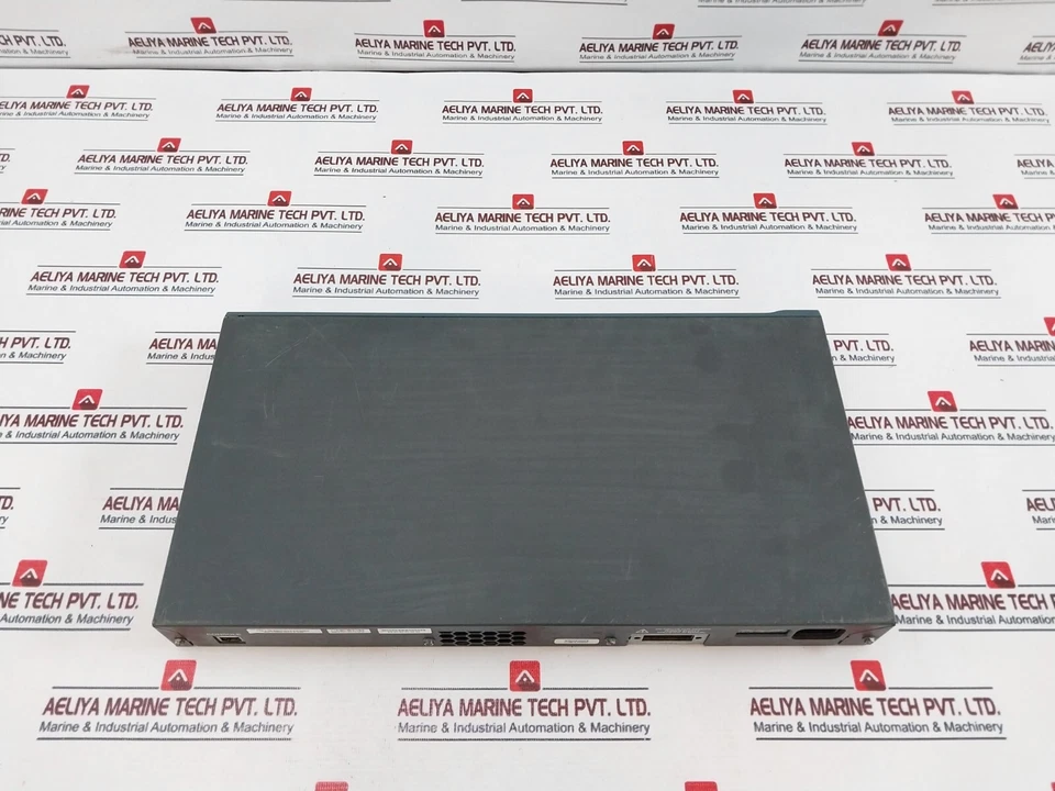 Cisco CATALYST 2960 Series 24 Port Switch WS-C2960-24TT-L 100-240V~ 1.3-0.8A - Image 2 of 4