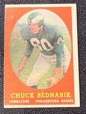 1958 Topps - Chuck Bednarik #35 Philadelphia Eagles Football HOF NFL
