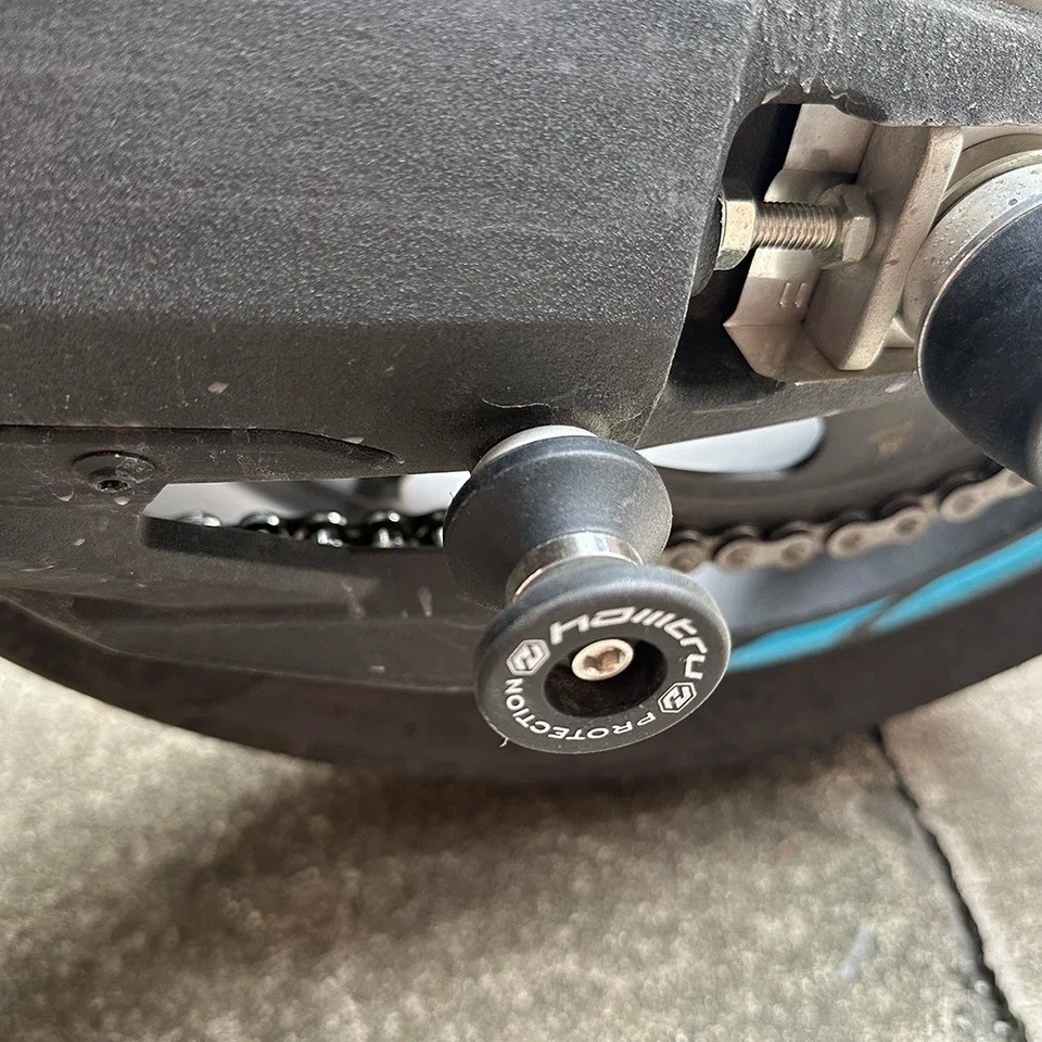 Soporte universal de carretes basculantes para motocicleta M8 para Ducati Monster 821 2013-2020 Foto 4 de 4