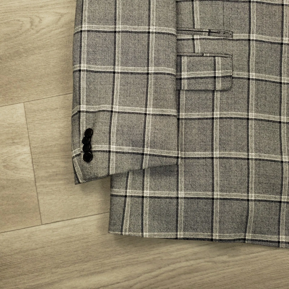 Abrigo Deportivo Tallia Para Hombre 56L Gris Ventana Dos Botones Doble Ventilación Lana Poliéster Foto 4 de 4