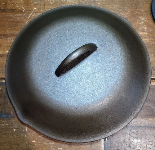 Vtg Lodge No. 7 Skillet Lid Cast Iron. Fully restored and seasoned.
