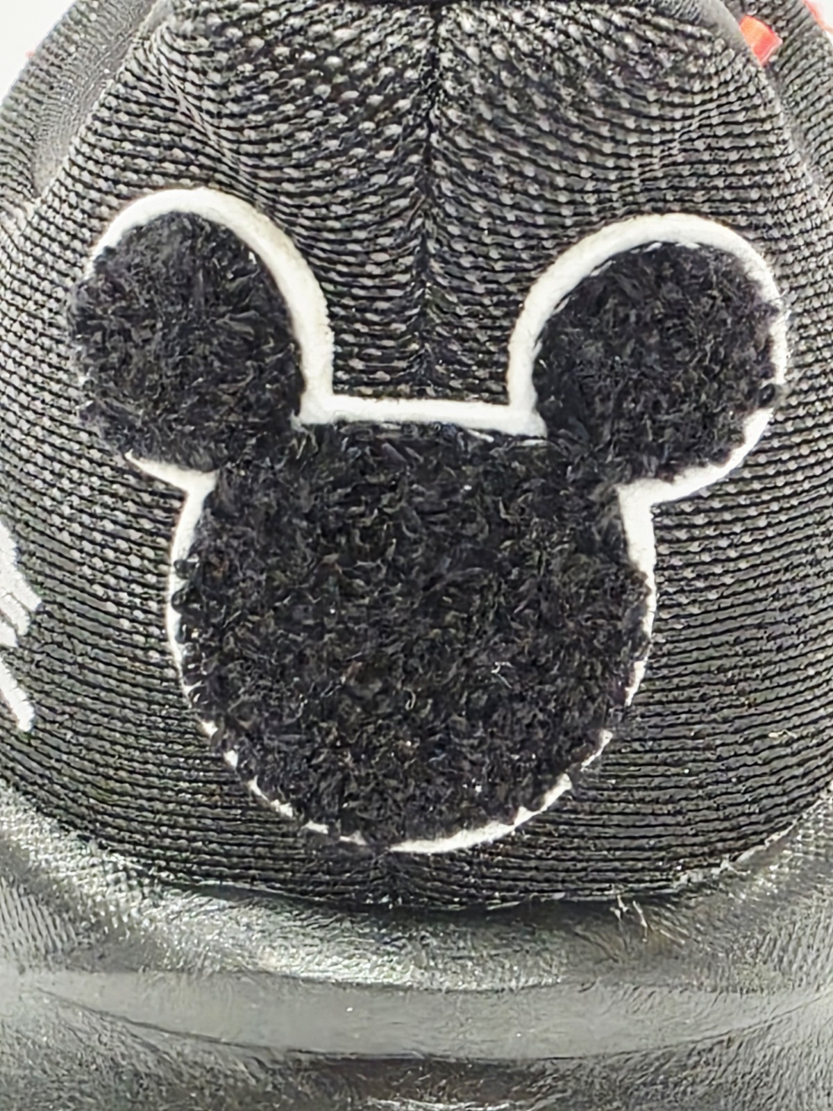 Brooks Ghost 17 MICKEY MOUSE RunDisney 2026 Limited Black Women 10 Wide D New thumbnail 15