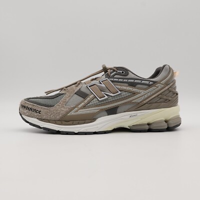 M1906NIH INVINCIBLE N.HOOLYWOOD New Balance 1906U Grey Olive M1906NIH INVINCIBLE N.HOOLYWOOD New Balance 1906U Grey Olive