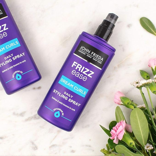 John Frieda Frizz Ease Dream Curls Daily Styling Spray Curly Hair 200ml / 6.76oz - Picture 2 of 7