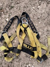 Honeywell Miller H5ic221003 Fall Protection Harness, Polyester