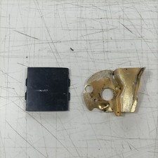 ricambio usato COPERCHIO LAMIERINO POMPA OLIO PER MOTOSEGA castor ALPINA PROF 45