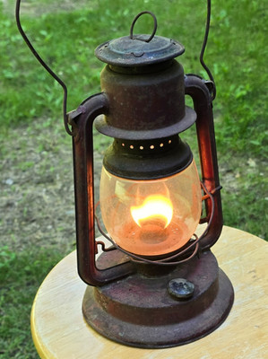 Paull's 230 Antique Barn Lantern WORKS 12'' Kerosene Vintage Old Red Paint
